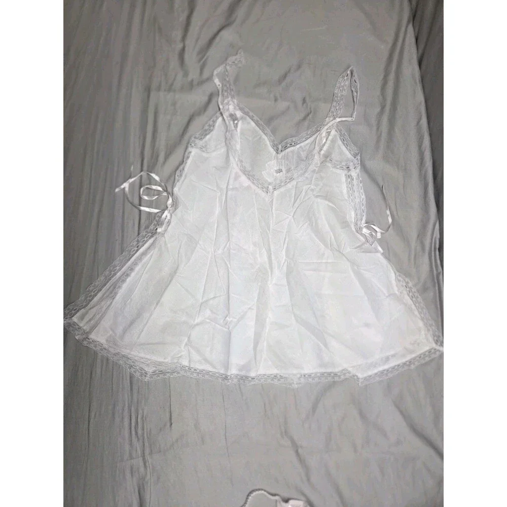 Y2K Victoria's Secret White Sheer Eyelet Babydoll & Thong Set Pink Tag Size S